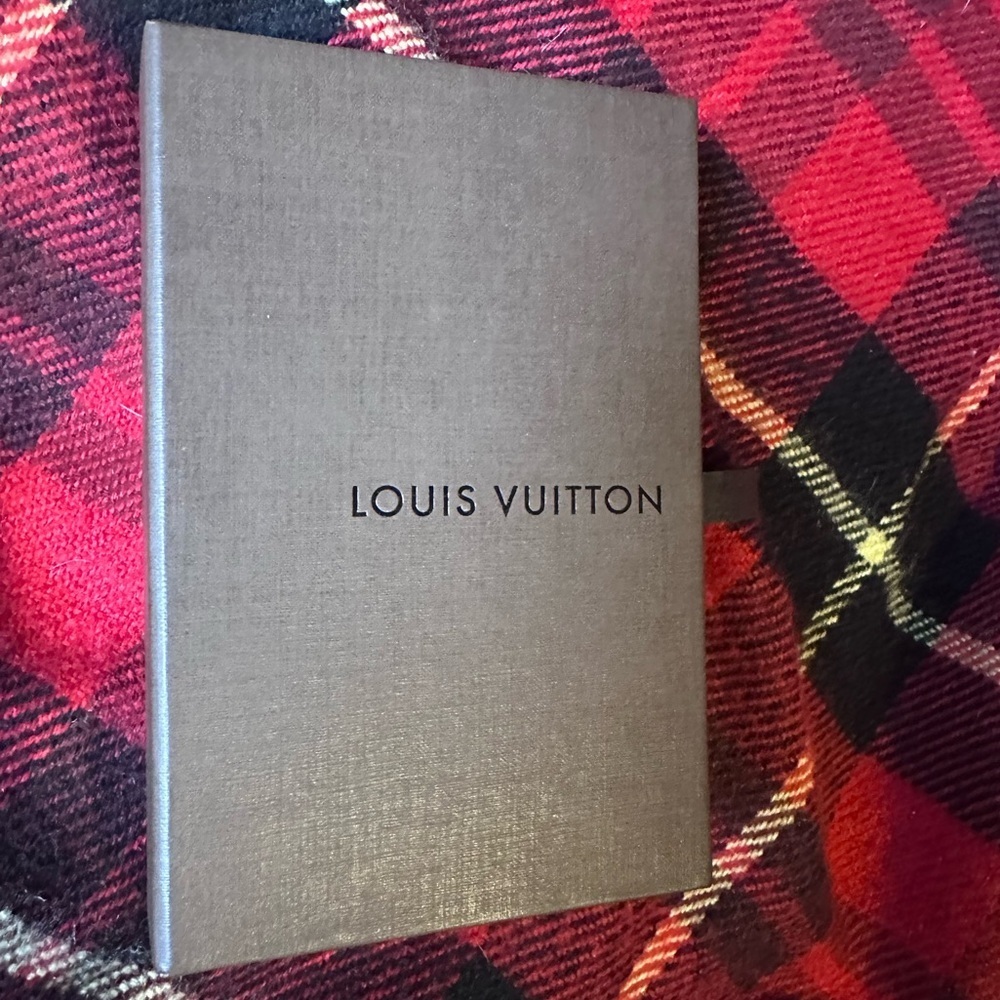 Authentic Louis Vuitton Empty Gift Box, dust bag & Tie Set - Picture 13 of 13